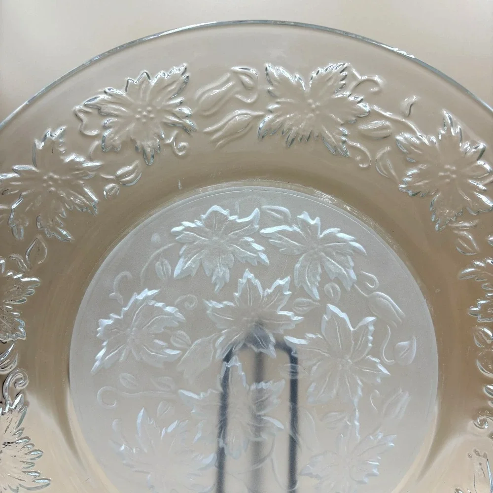 Princess House Fantasia Poinsetta Plates-‎ 8 in, Set of 7